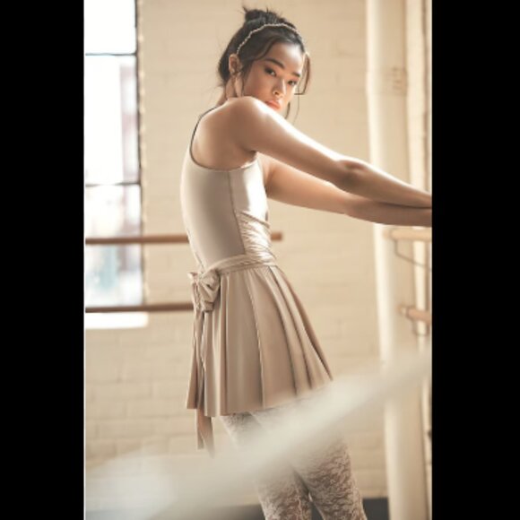 Brand New Port de Bras Venus Active Dress - Picture 6 of 7